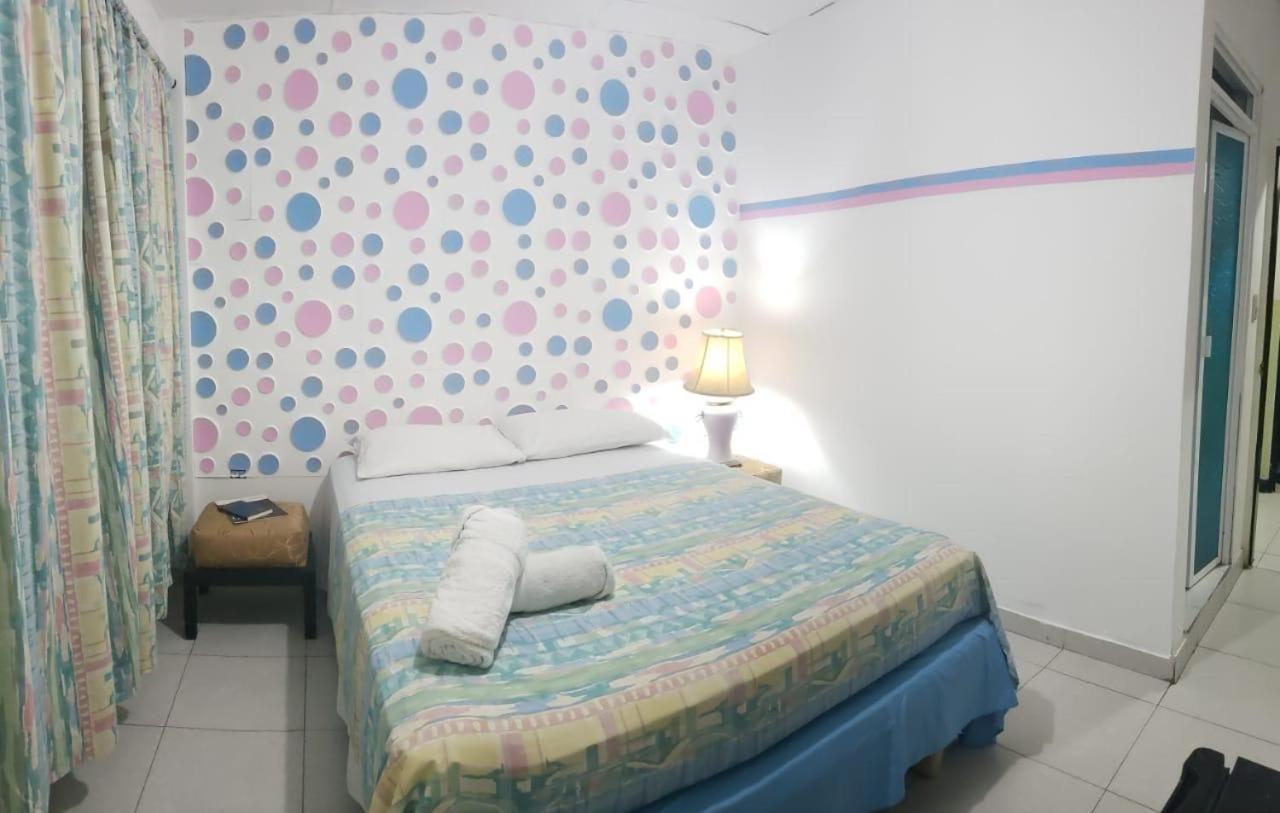 Posada Nativa Trinsan Centro San Andrés Buitenkant foto